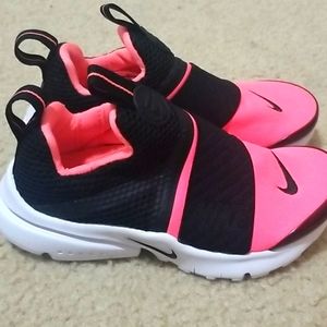 Girl Nike Presti Extreme